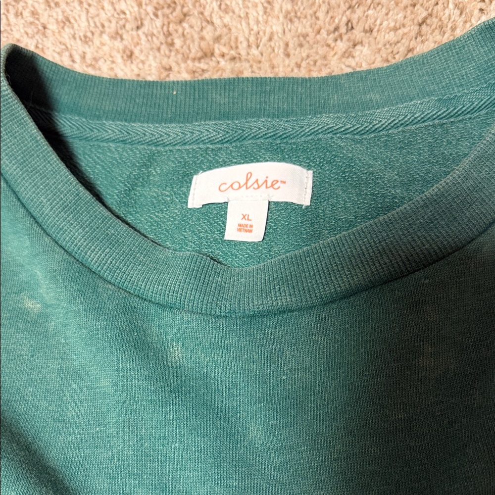 Colsie Green Sweatshirt - Picture 4 of 4